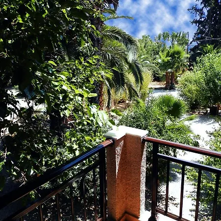 Apartment Lefkos *